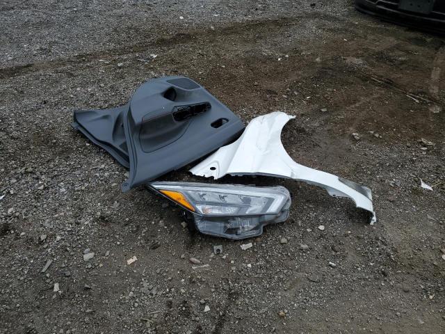 3N1CN8FV6ML924020 Nissan VERSA SR