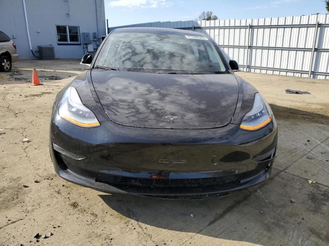 5YJ3E1EAXKF436154 Tesla MODEL 3