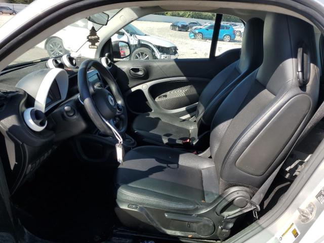 WMEFJ5DA7GK127609 Smart Fortwo