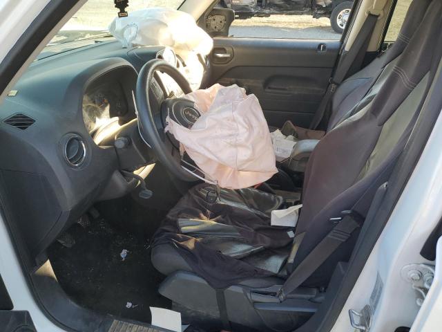 1C4NJPBA2GD806085 Jeep Patriot Sport