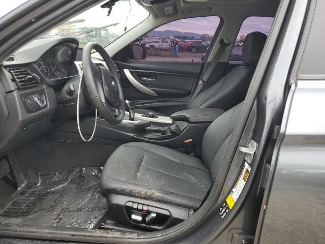 WBA8E5G58JNV02405 BMW 320 XI