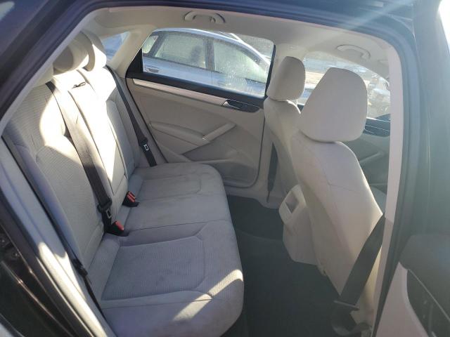 1VWAT7A33HC045308 Volkswagen PASSAT S