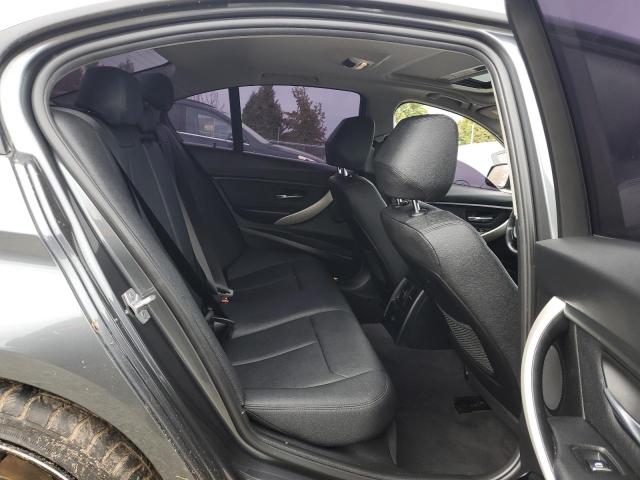 WBA8E5G58JNV02405 BMW 320 XI