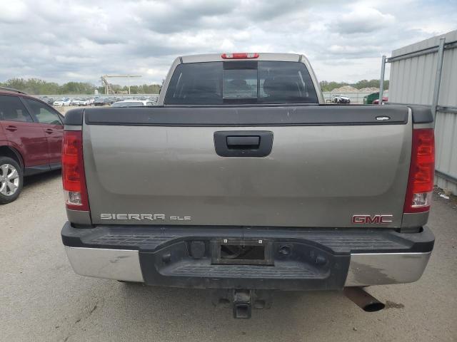1GT120CG8EF109379 GMC Sierra K2500 Sle