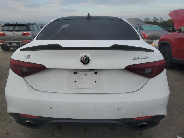 ZARFAEEN1J7596498 Alfa Romeo Giulia Ti Q4