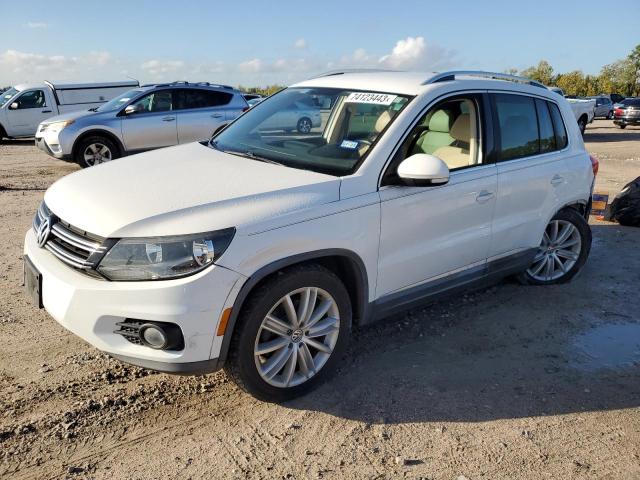 74123443 :رقم المزاد ، WVGAV3AX0EW522906 vin ، 2014 Volkswagen Tiguan S مزاد بيع