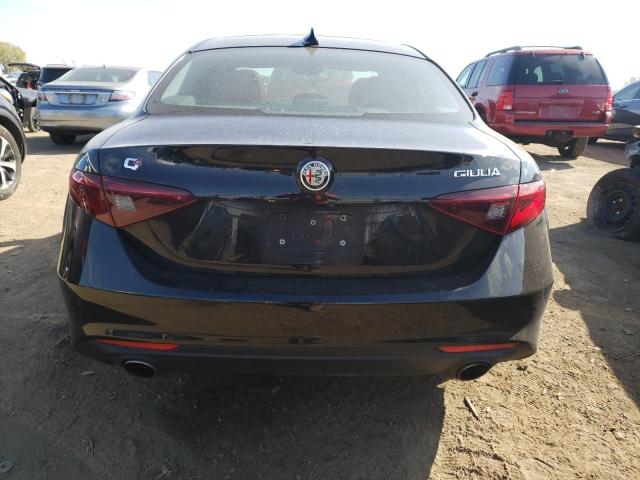 ZARFAEEN7H7561118 Alfa Romeo Giulia Ti Q4