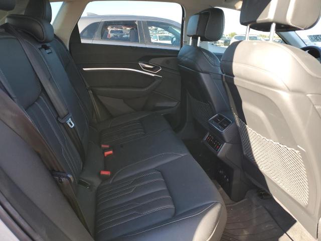 WA1VAAGE8KB024218 Audi E-tron Prestige
