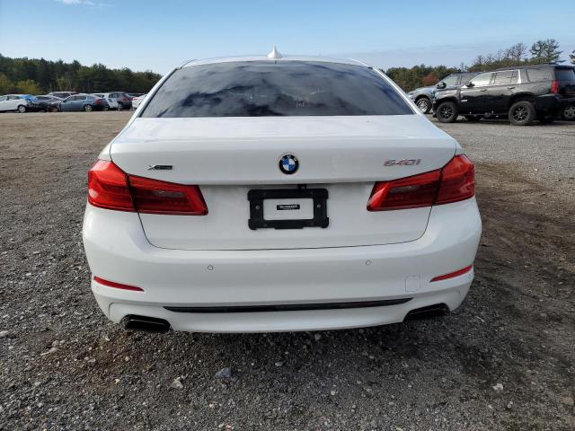 WBAJE7C52KWW17208 BMW 540 XI