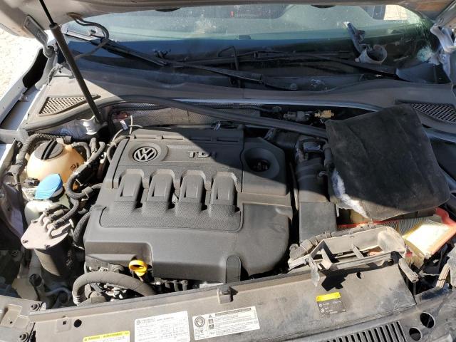 1VWBV7A32FC054142 Volkswagen PASSAT SE