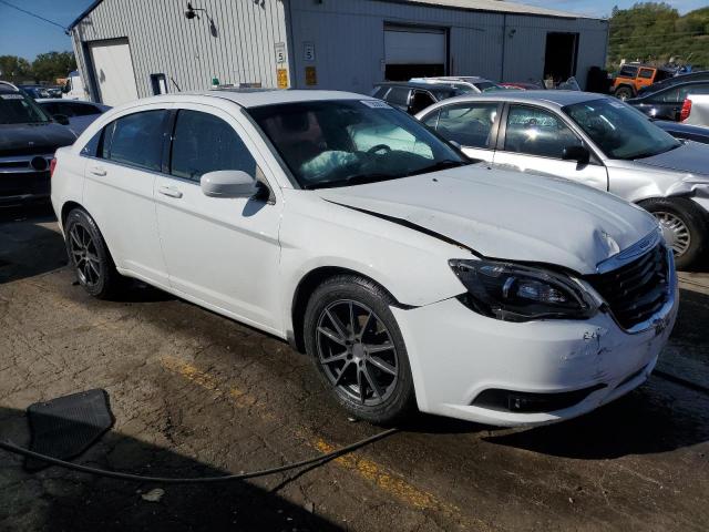 1C3CCBBG2EN187279 Chrysler 200 Touring