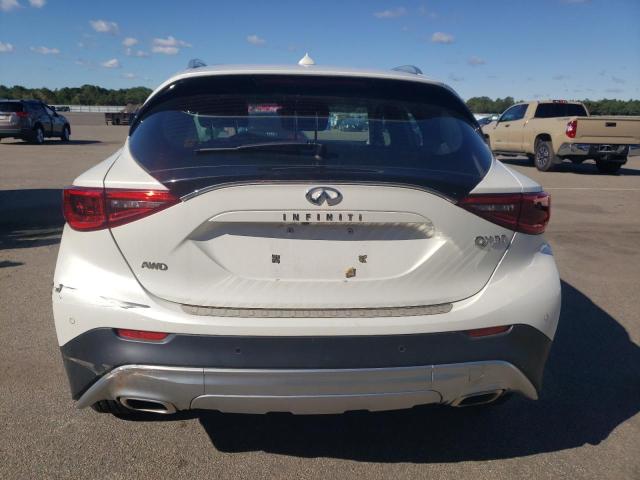 SJKCH5CR0JA057918 Infiniti QX30 BASE