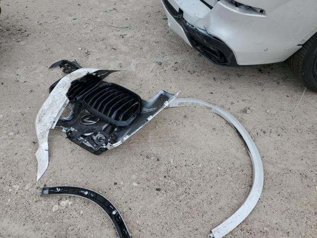 5UXCR4C04N9N18393 BMW X5 Sdrive 40i