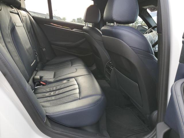 WBAJE7C52KWW17208 BMW 540 XI