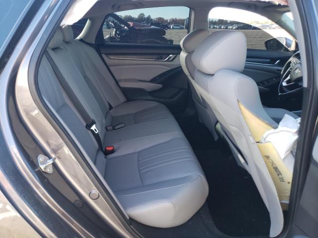 1HGCV2F91JA018827 Honda Accord Touring