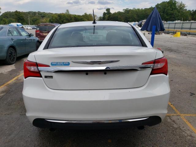 1C3CCBBG9EN114121 Chrysler 200 Touring