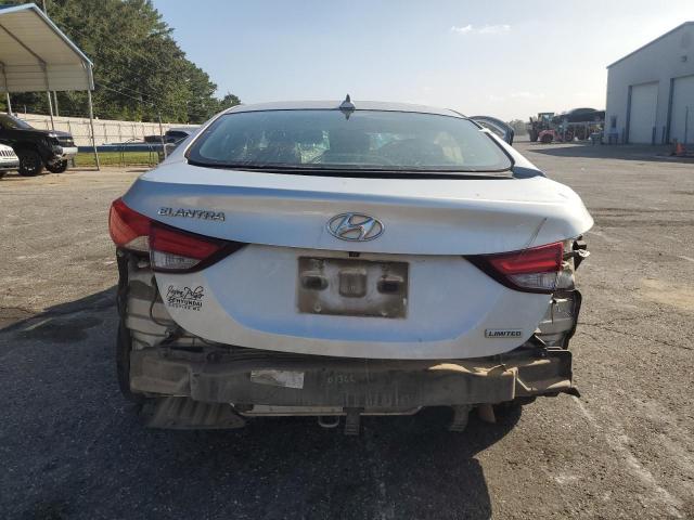 5NPDH4AE8EH489091 Hyundai ELANTRA SE