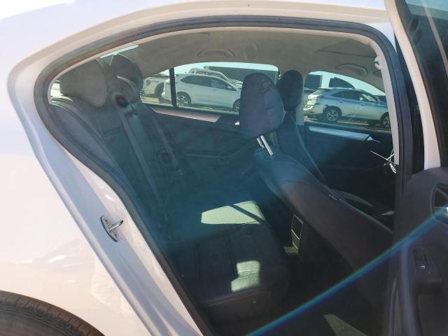 3VWDB7AJ6HM305195 Volkswagen JETTA SE
