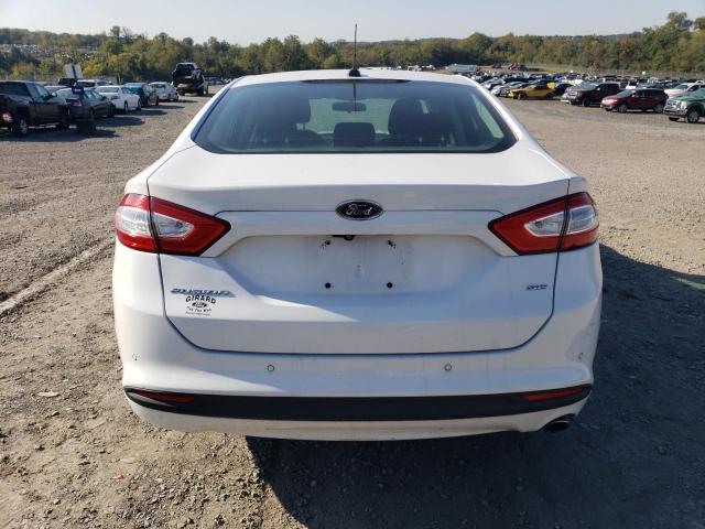 3FA6P0H74FR217203 Ford FUSION SE
