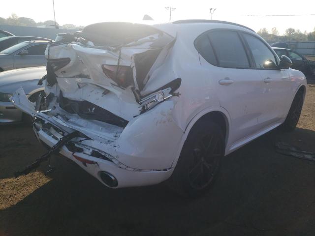ZASPAKBN8M7D03676 Alfa Romeo STELVIO TI