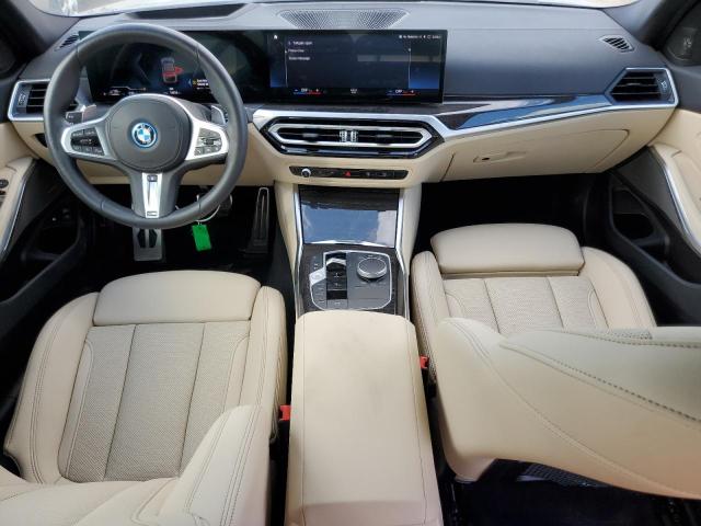 3MW39FF09P8D06740 BMW 330e