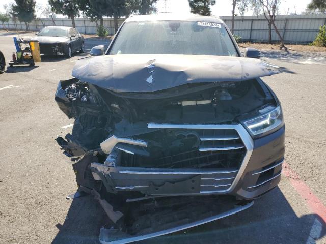 WA1LHAF75JD028185 Audi Q7 Premium Plus