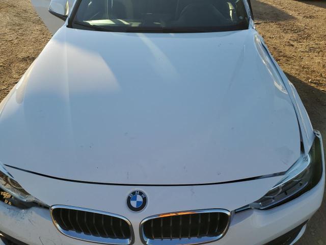 WBA8B9C53JEE82542 BMW 330 I