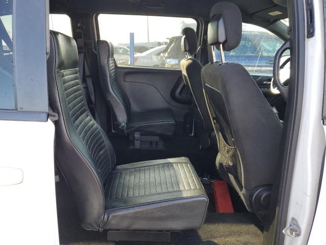 2C4RDGBG9GR227136 Dodge Grand Caravan Se