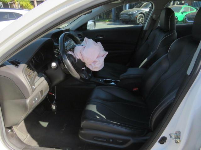 19UDE2F7XKA014117 Acura Ilx Premium
