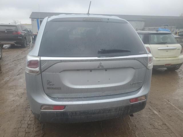 JA4AZ3A36EZ012509 Mitsubishi Outlander Se