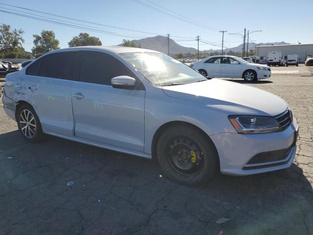 3VWDB7AJ4HM405117 Volkswagen JETTA SE