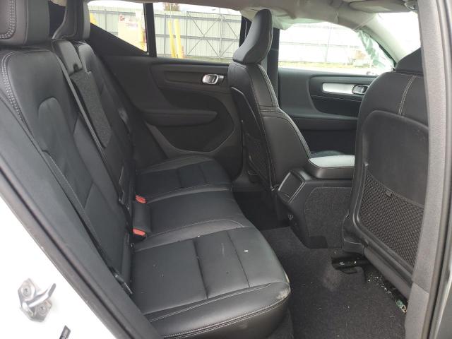 YV4162UK9L2270070 Volvo Xc40 T5 Momentum