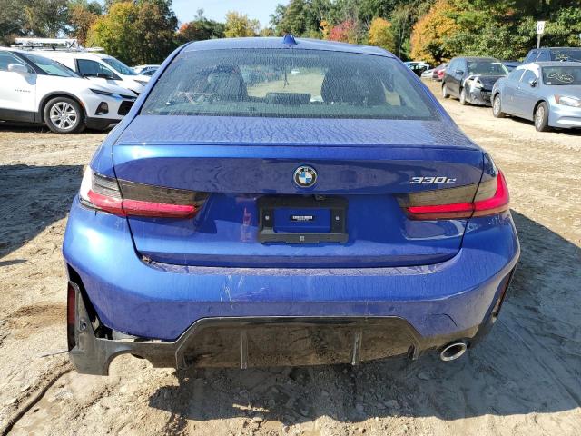 3MW39FF08P8D12304 BMW 330e
