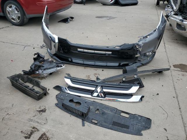 JA4AD3A32JZ029171 Mitsubishi Outlander Se