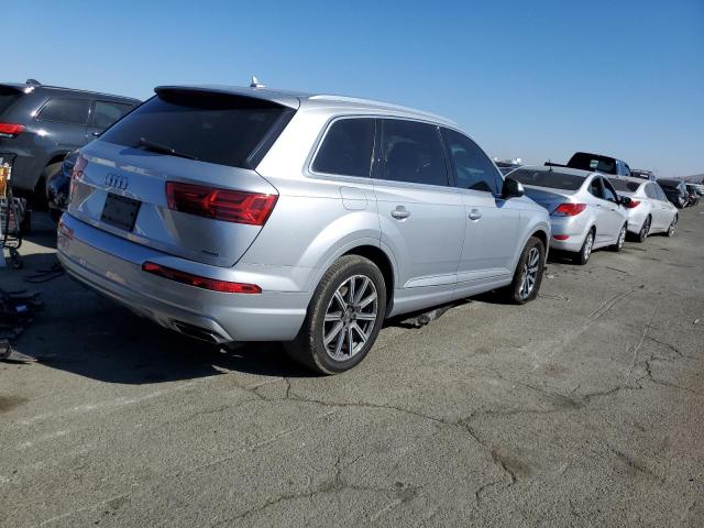 WA1LHAF75KD040368 Audi Q7 Premium Plus