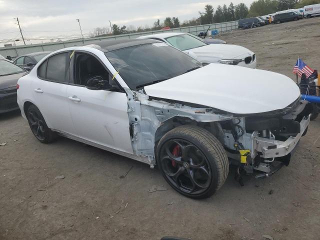 ZARFAEEN1J7596498 Alfa Romeo Giulia Ti Q4
