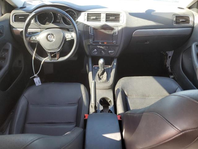 3VWDB7AJ4HM405117 Volkswagen JETTA SE
