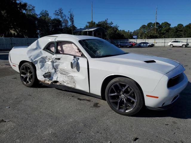 2C3CDZAG6JH112580 Dodge Challenger Sxt