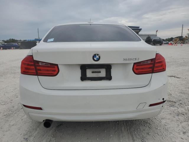 WBA3B1G59FNT01664 BMW 320 I