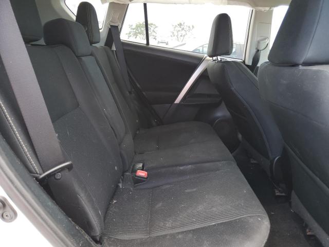 2T3WFREV2FW218513 Toyota Rav4 Xle