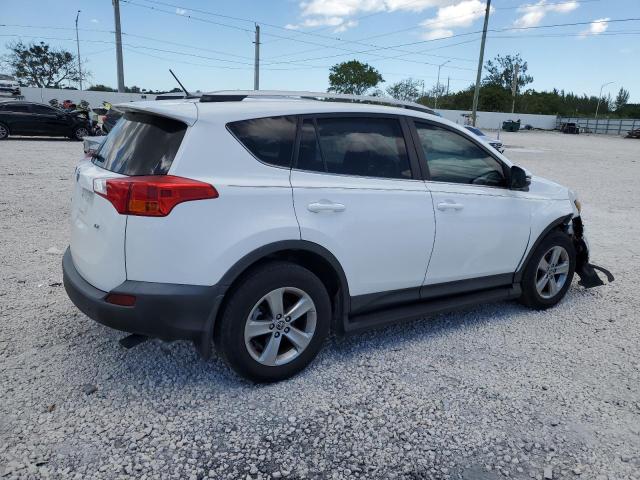 2T3WFREV2FW218513 Toyota Rav4 Xle