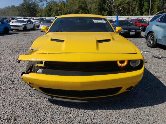 2C3CDZAGXJH132900 Dodge Challenger Sxt