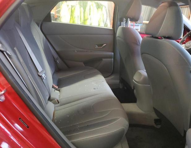5NPLM4AG0PH110869 Hyundai ELANTRA SEL
