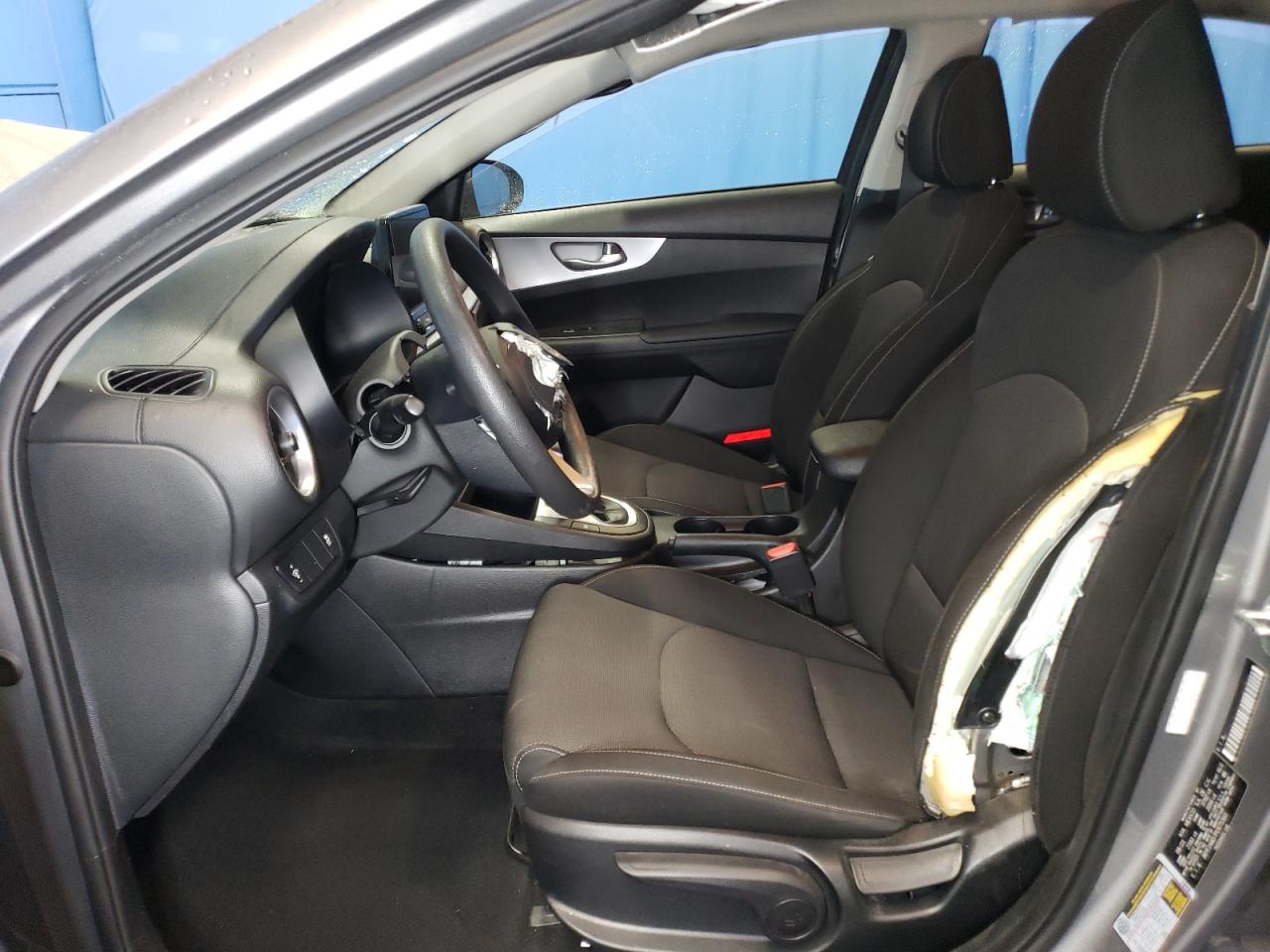3KPF24AD7PE675360 KIA FORTE LX