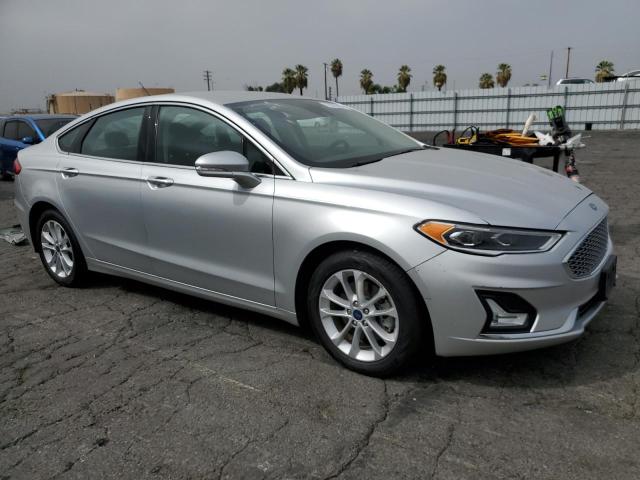 3FA6P0SU3KR251660 Ford FUSION TIT