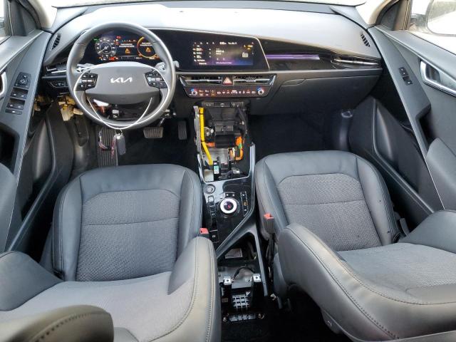 KNDCR3L16P5034112 KIA Niro Wind