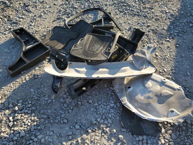 1FMCU0GD2HUA91783 Ford ESCAPE SE
