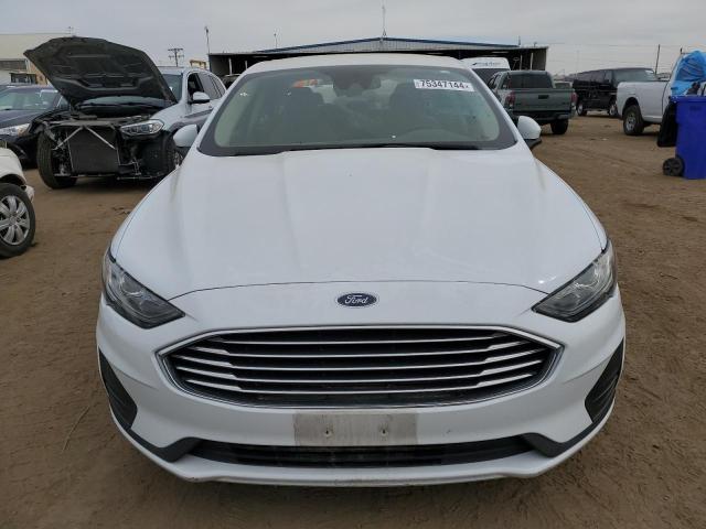 3FA6P0LU8KR242600 Ford FUSION SE