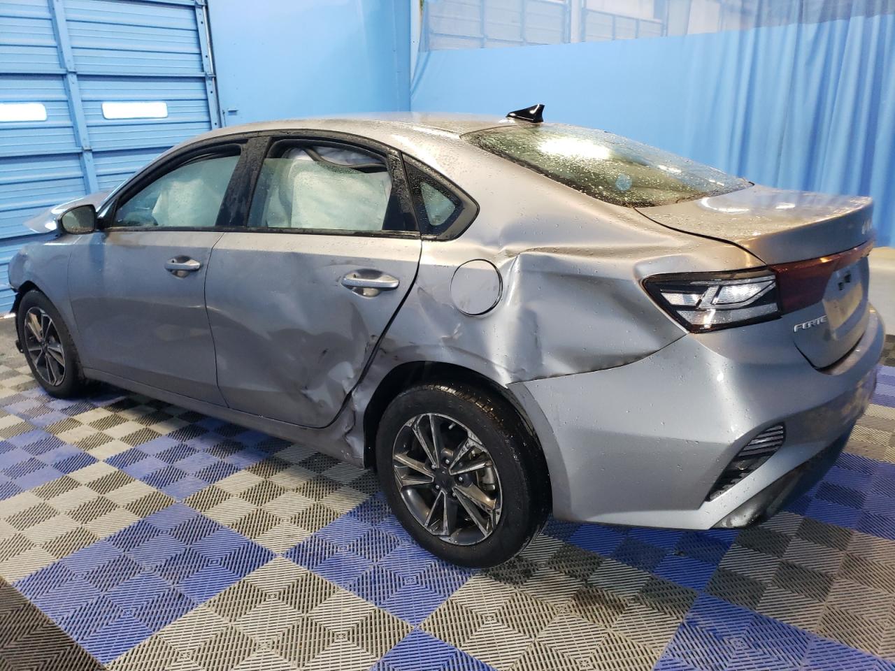 3KPF24AD7PE675360 KIA FORTE LX