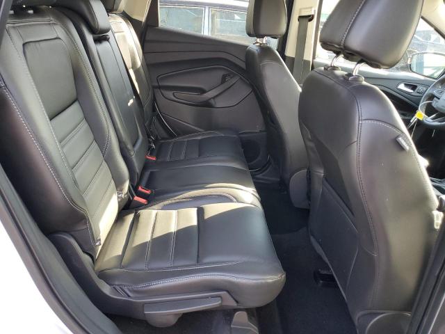 1FMCU9JD4HUD72111 Ford ESCAPE TIT
